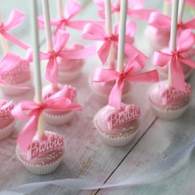 Кейкпопсы BARBIE №0367