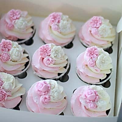 КАПКЕЙКИ с шоколадными цветами №0539