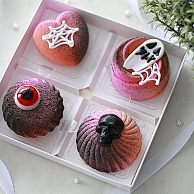 Муссовые пирожные ассорти